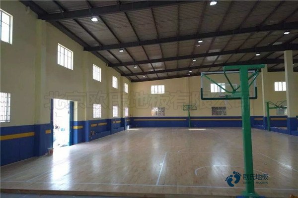 學校運動體育地板批發價格