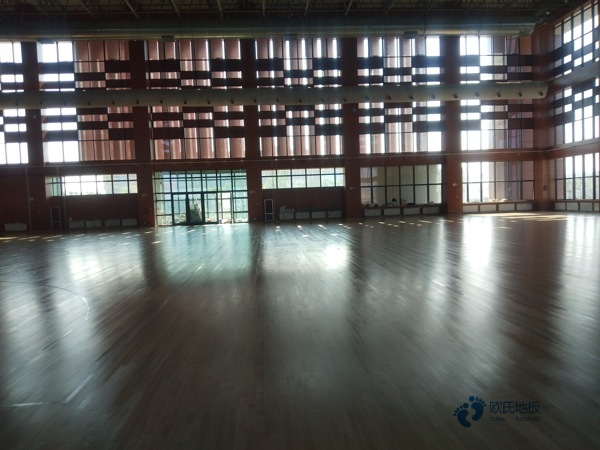 硬木企口籃球場(chǎng)木地板單層龍骨結(jié)構(gòu)